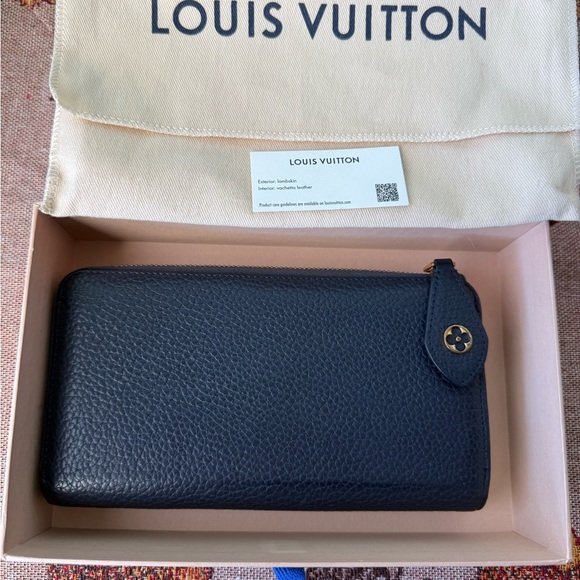 Louis Vuitton Portefeuille Comet Leather Long Wallet - Picture 2 of 13